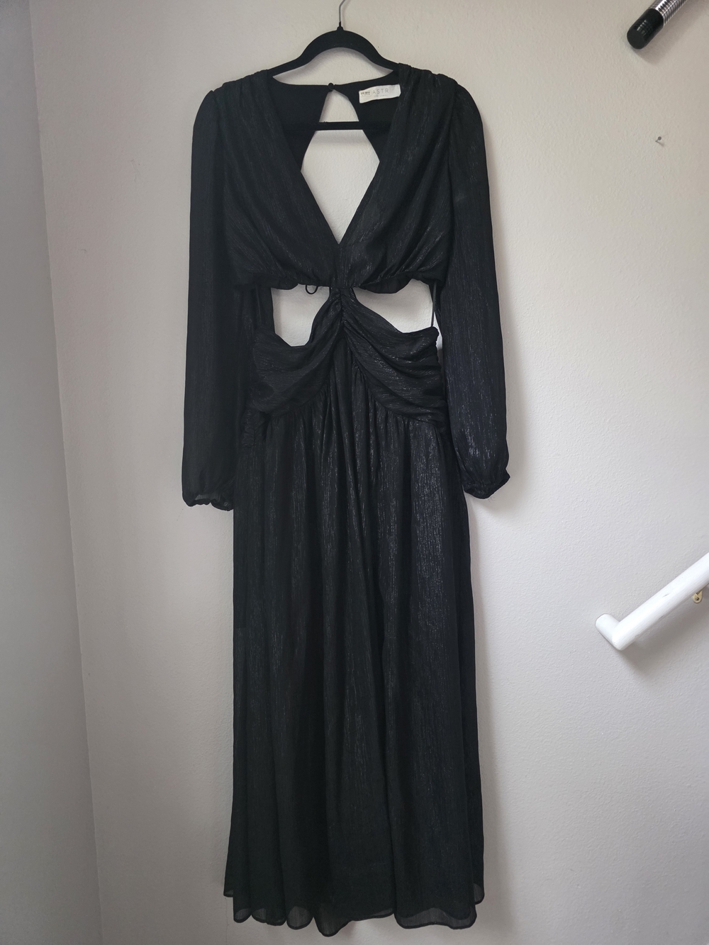 ASTR Black Long Sleeve Cutout Maxi Dress
